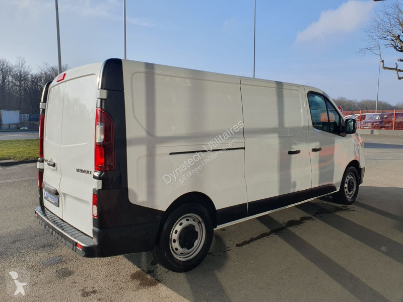 Véhicule utilitaire Renault TRAFIC III FG L2H1...