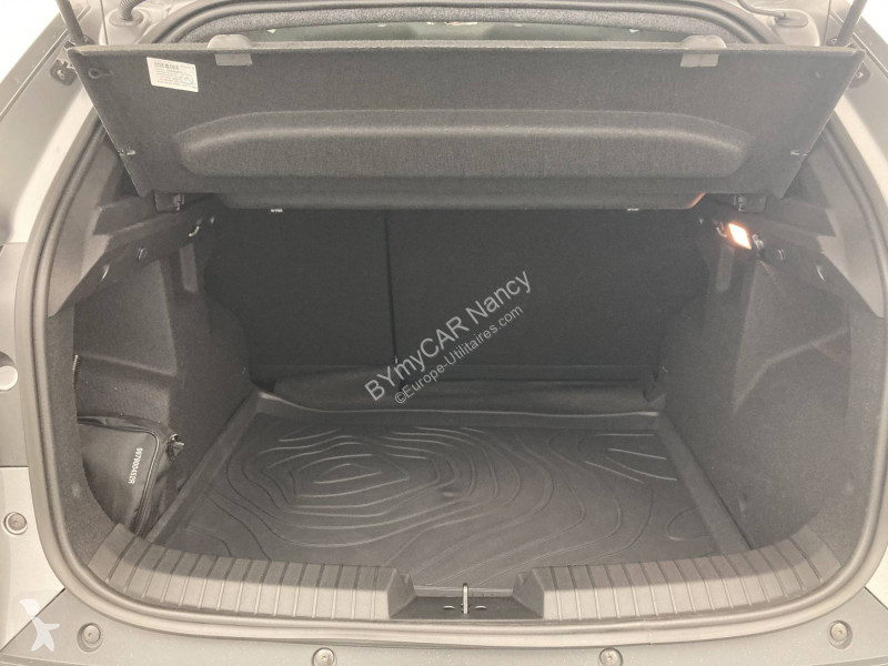 Bedrijfswagen Dacia Duster Hybrid 140 4x2