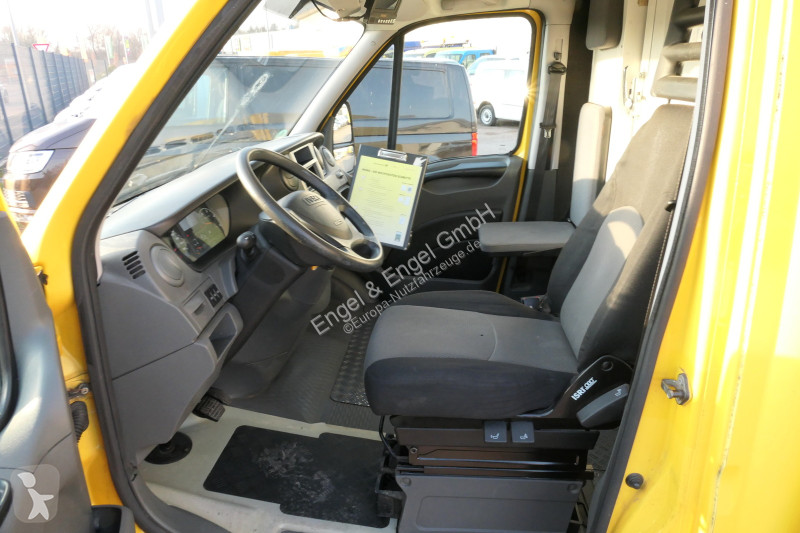 Veículo utilitário Iveco Daily 35 S11 C30C...
