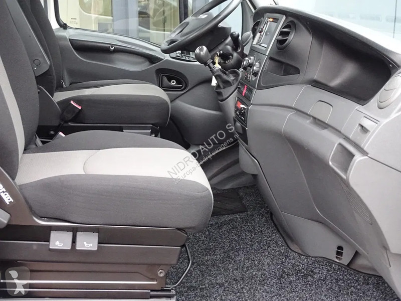 Veículo utilitário Iveco 35.210 PK BE TREKKER...