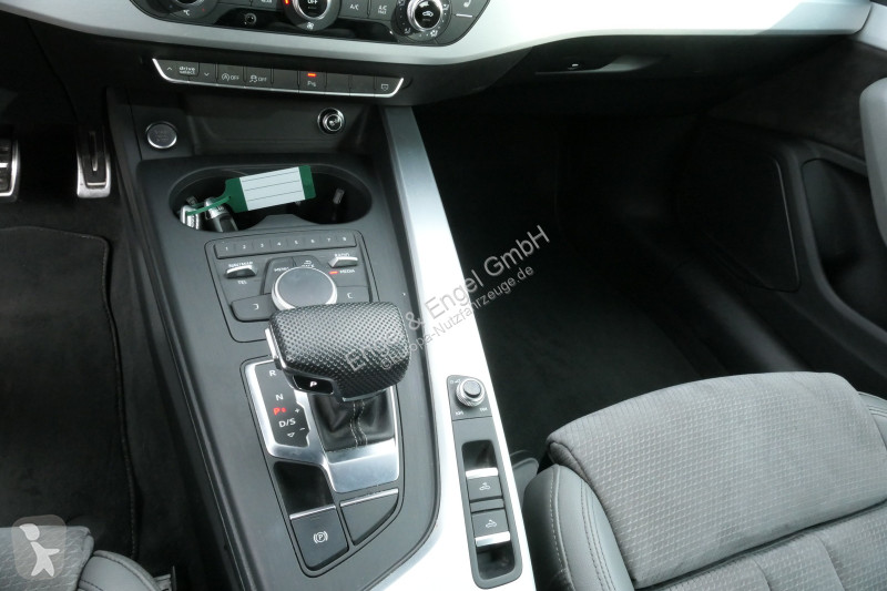 Véhicule utilitaire Audi A5 Cabriolet 40 TFSI S...