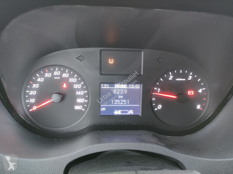 Véhicule utilitaire Mercedes SPRINTER FOURGON