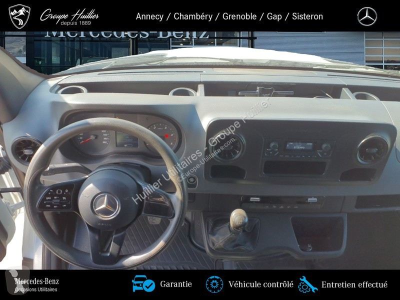 Véhicule utilitaire Mercedes 514 CDI 37 benne...