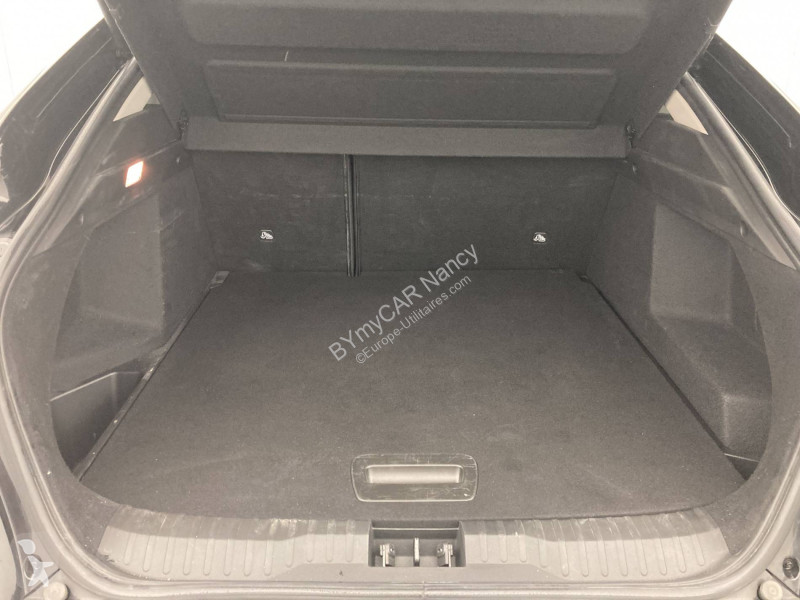 Autoutilitară Renault Arkana mild hybrid 140...