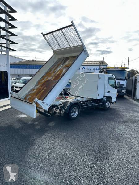 Furgoneta Mitsubishi Fuso