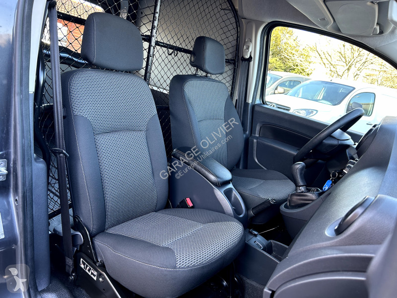 Véhicule utilitaire Mercedes Compact 109 1.5...