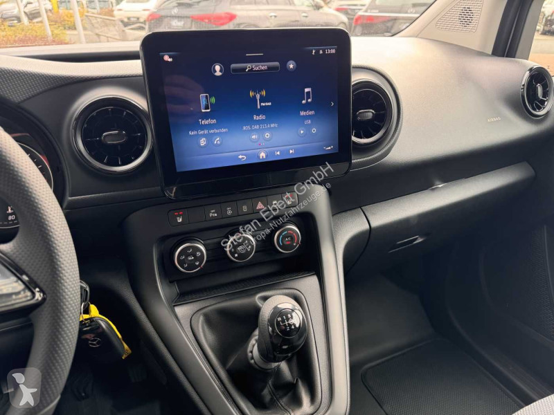 عربة نفعية Mercedes 110 CDI Klima Kamera MBUX...