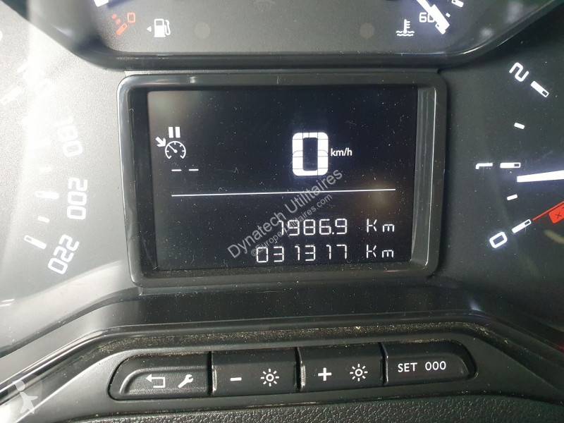 Véhicule utilitaire Citroën BERLINGO VAN XL...
