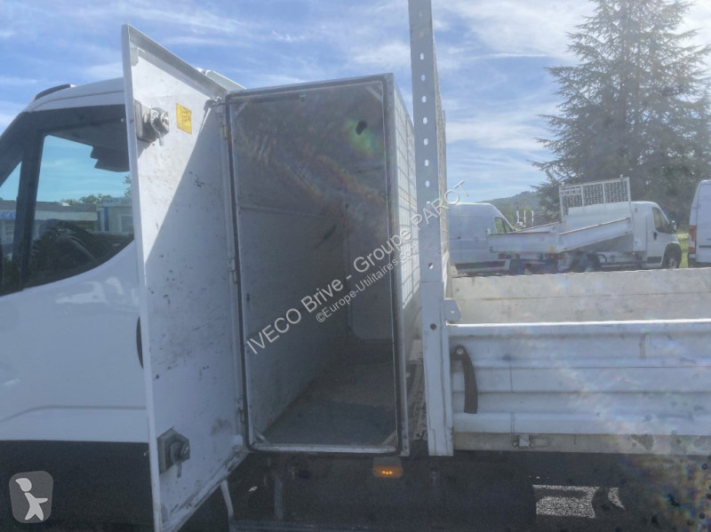 Veicolo commerciale Iveco 35C14 Empattement 3750