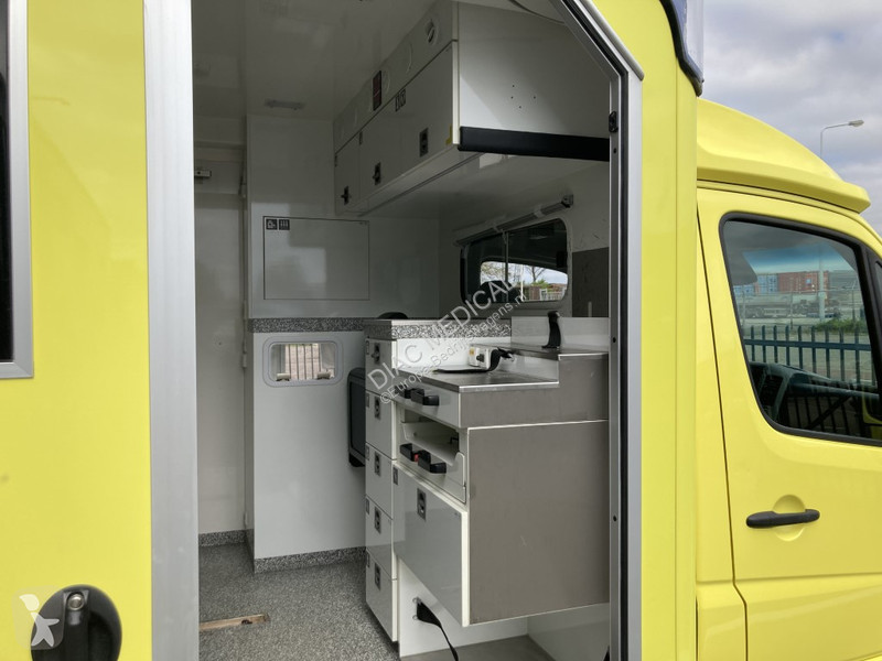 Veicolo commerciale Mercedes CDI Container...