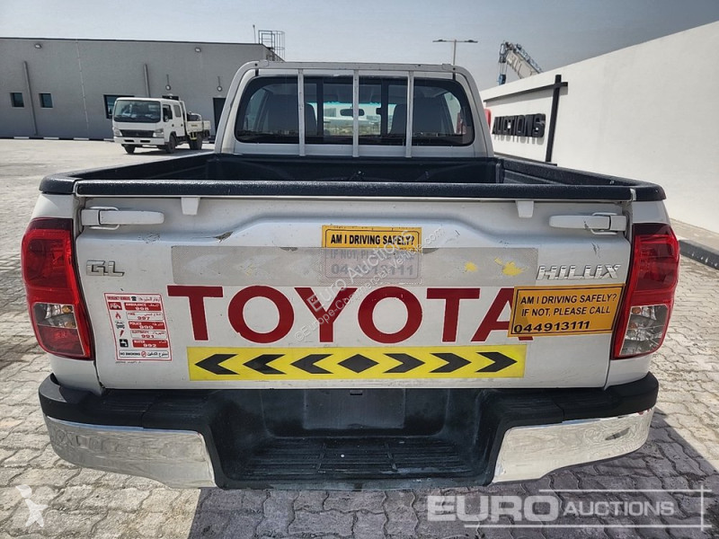 Véhicule utilitaire Toyota Hilux