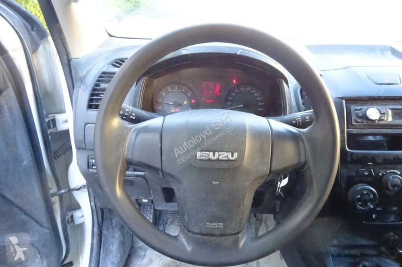 Autoutilitară Isuzu D-Max 1,9 DDI 165
