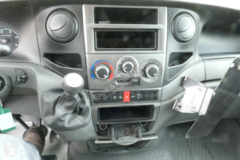 Autoutilitară Iveco Daily 35 S11 C30C AUTOMATIK...