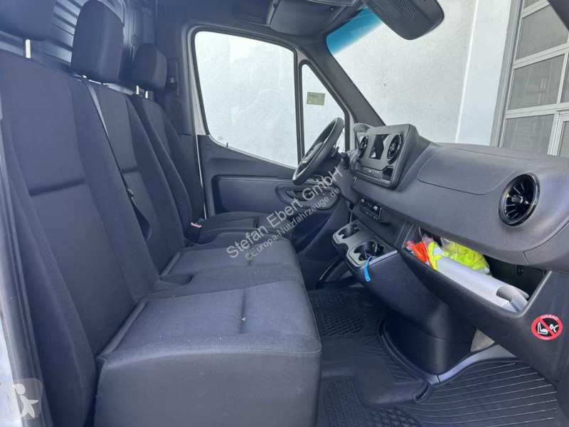 Véhicule utilitaire Mercedes 315 CDI 4325 9G...