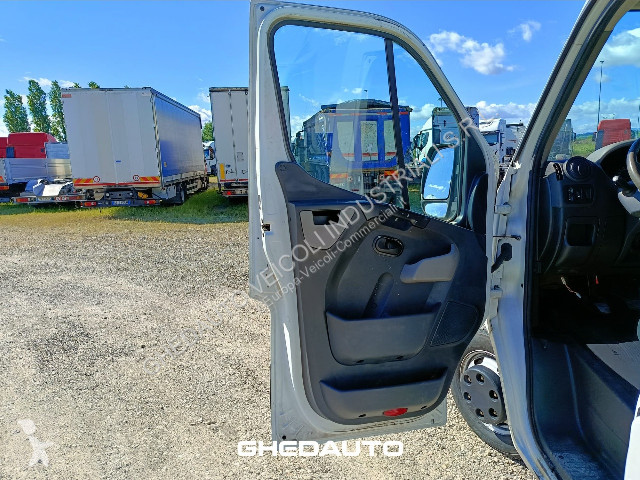 Autoutilitară Renault RENAULT MASTER - CASSONE