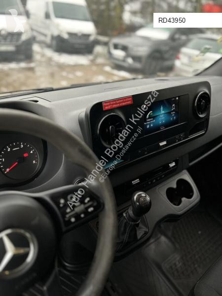 Autoutilitară Mercedes