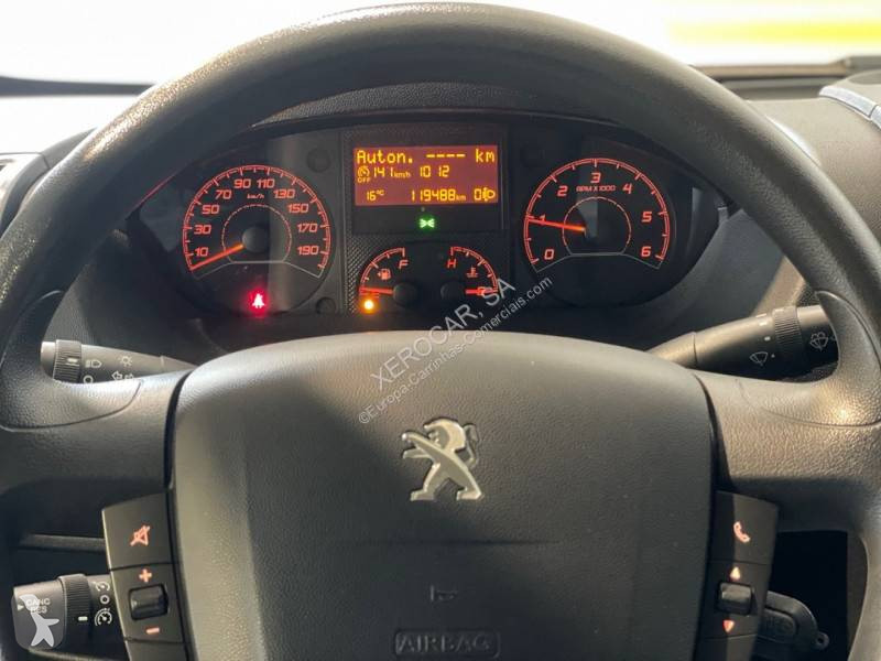 Veículo utilitário Peugeot 2.2 BlueHDi 165HP...