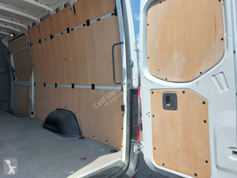 Véhicule utilitaire Mercedes