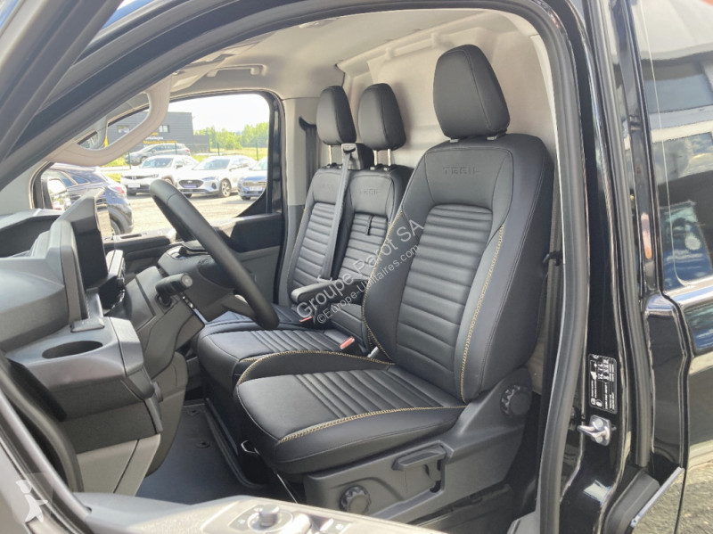 Véhicule utilitaire Ford 320 L1H1 2.0 EcoBlue...