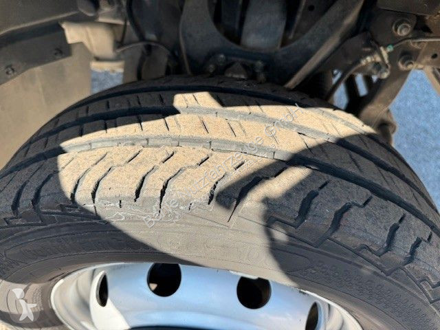 Nyttofordon Renault 130 DTi manuell Isoli 18...