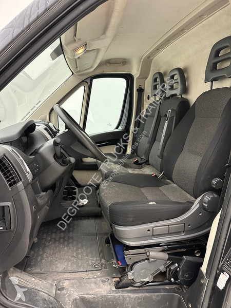 Veículo utilitário Fiat 2.3 130