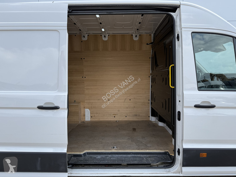 Autoutilitară Volkswagen 2.0 TDI 140PK L3H3...