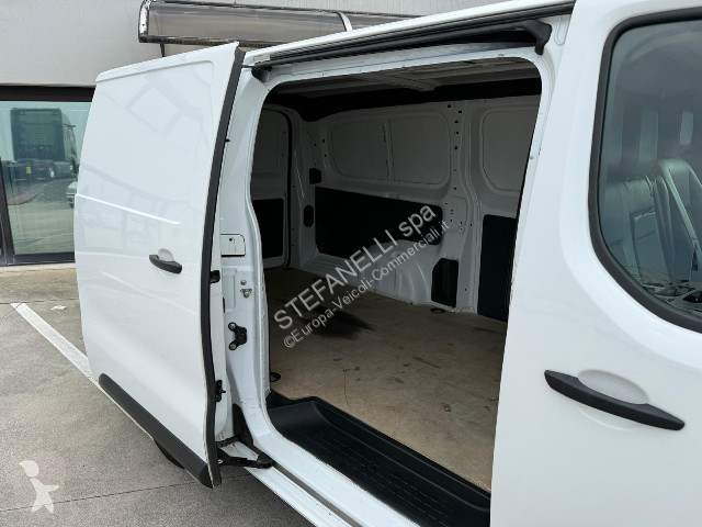 Autoutilitară Opel VIVARO 2.0 120