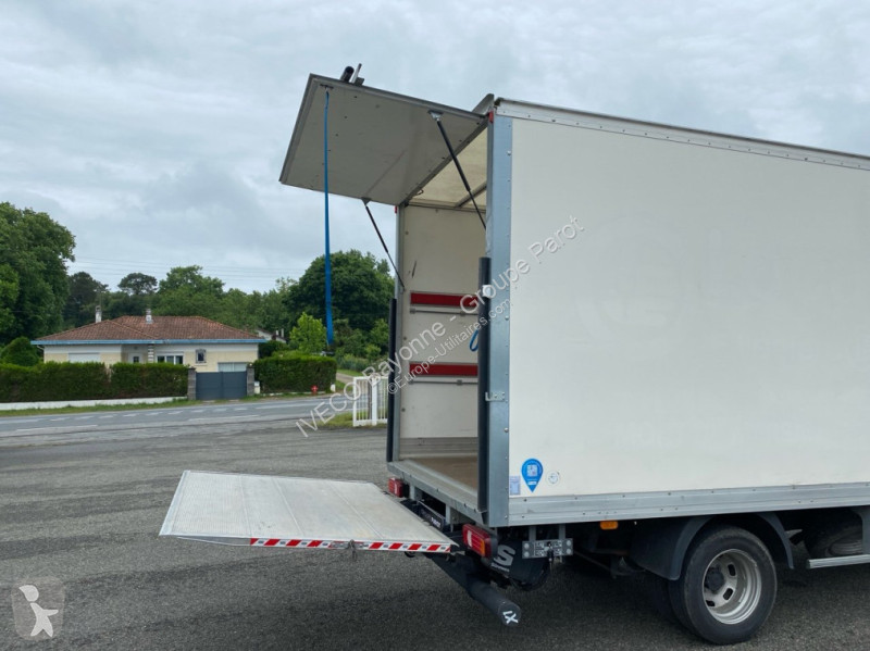 Veicolo commerciale Iveco 35C16H3.0 empattement...