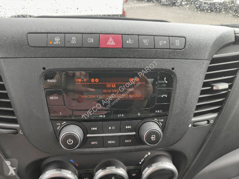Veicolo commerciale Iveco 35C16H3.0 empattement...