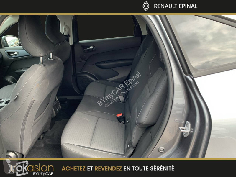 Autoutilitară Renault Arkana mild hybrid 140...