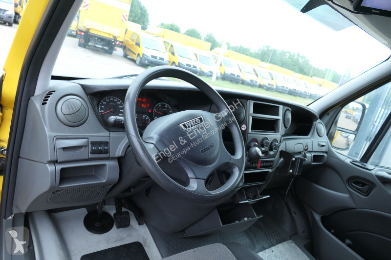 Nyttofordon Iveco Daily 35 S11 C30C AUTOMATIK...