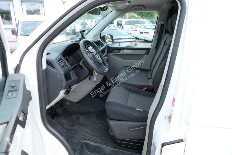 Véhicule utilitaire Volkswagen T6 Transporter...