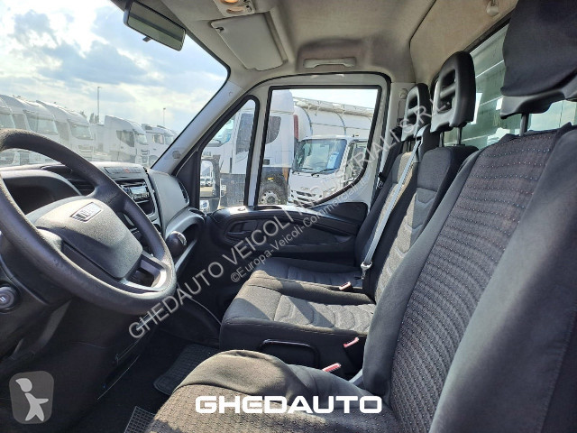 Veicolo commerciale Iveco Daily 35C14