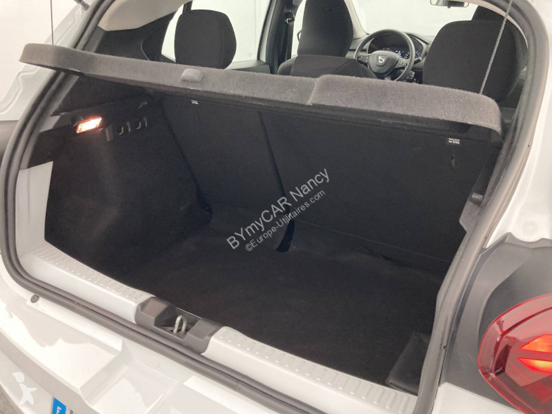 Užitkové vozidlo Dacia Sandero ECO-G 100 - 22