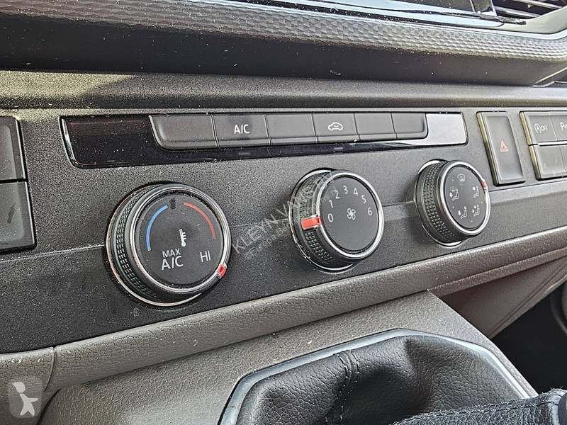 Furgoneta Volkswagen 2.0 TDI L1H1 BULLI LED NAP!
