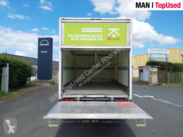 Autoutilitară MAN TGE 3.180 4X2F SB
