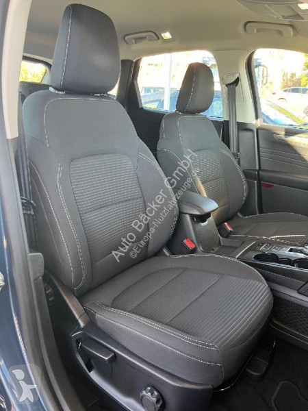 Užitkové vozidlo Ford PHEV Aut. Titanium...