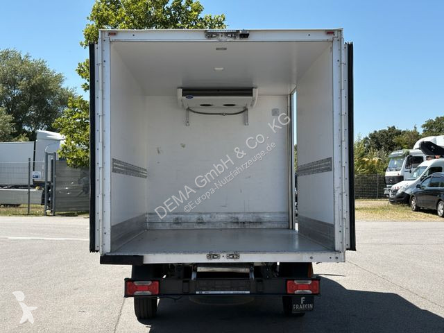 Véhicule utilitaire Iveco...