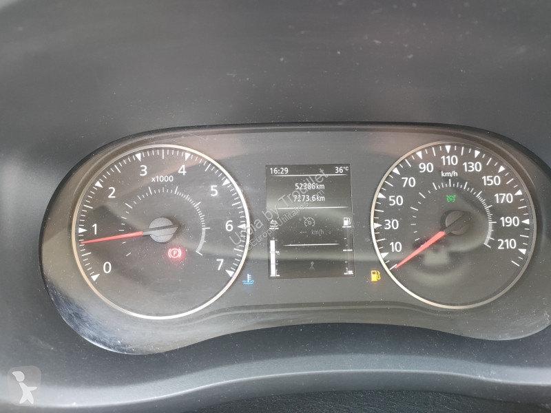 Furgoneta Nissan 20M3 145 CV FOURGON HAYON 3.5 T