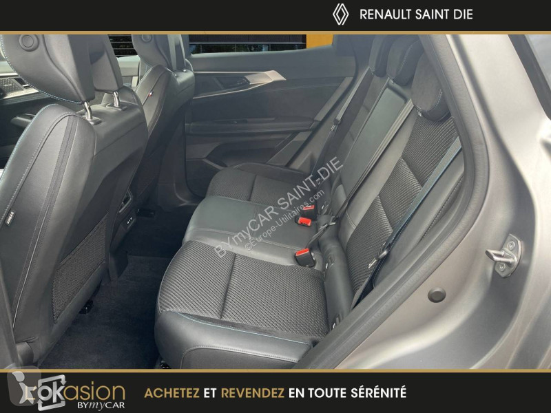 Veicolo commerciale Renault Austral E-Tech...