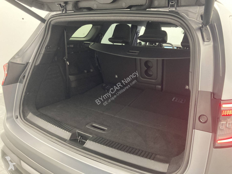 Veicolo commerciale Renault Espace E-Tech...