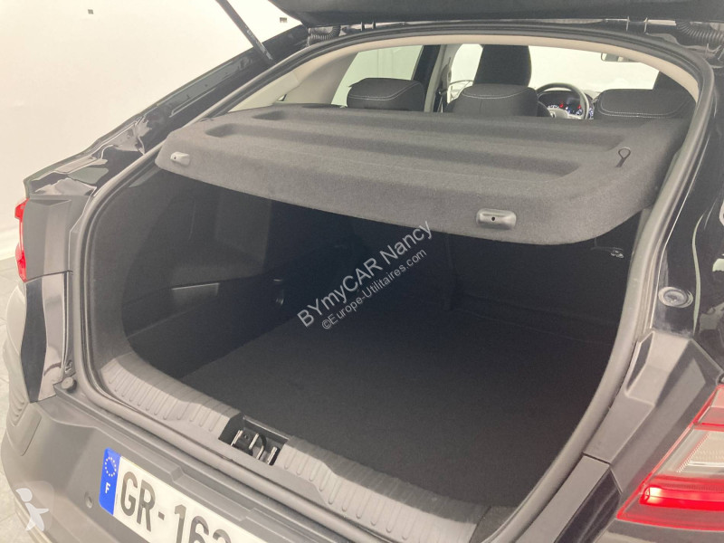 Autoutilitară Renault Arkana mild hybrid 140...