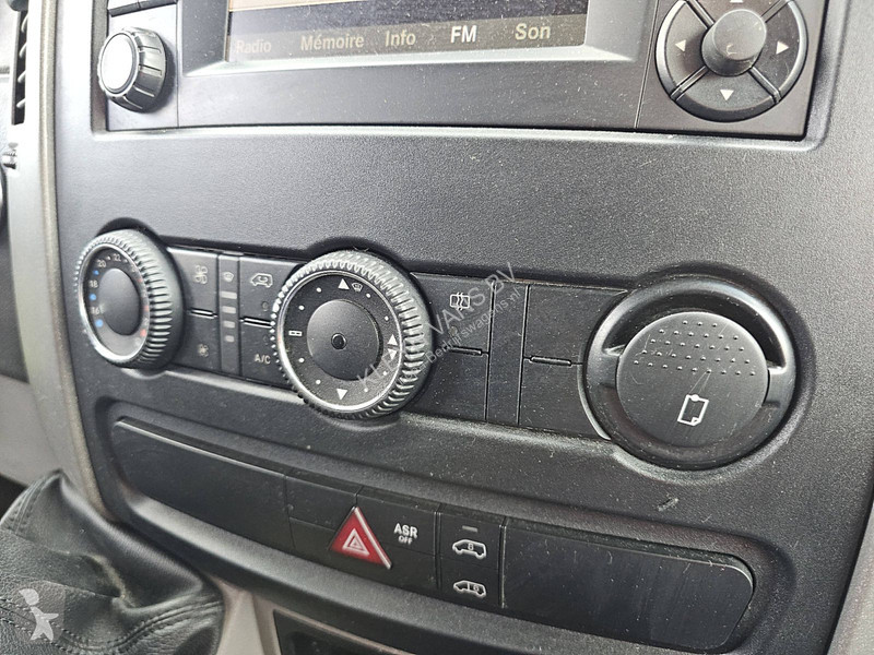 عربة نفعية Mercedes 314 L2H1 Euro6 Airco !