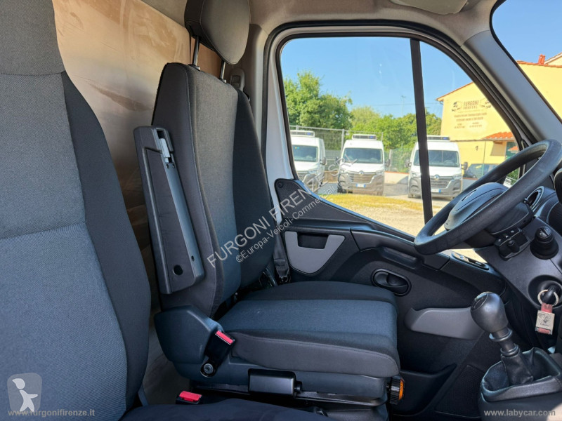 Véhicule utilitaire Renault Mast. 3T5 2.3dCi145...