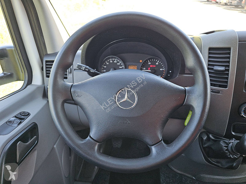 Autoutilitară Mercedes 514 Bakwagen Deuren!
