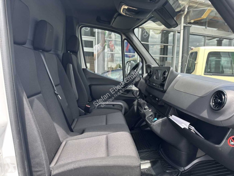 Užitkové vozidlo Mercedes 317 CDI Koffer...