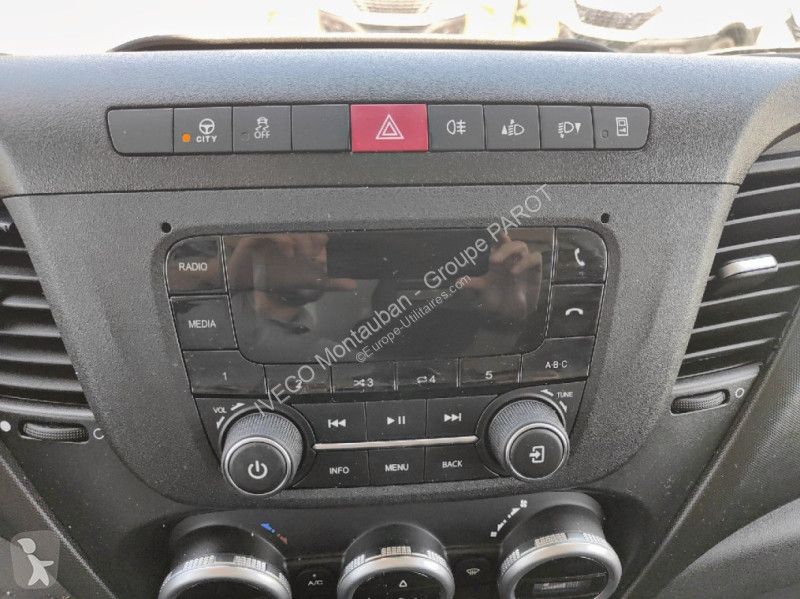 Veicolo commerciale Iveco 35C16H3.0 empattement...
