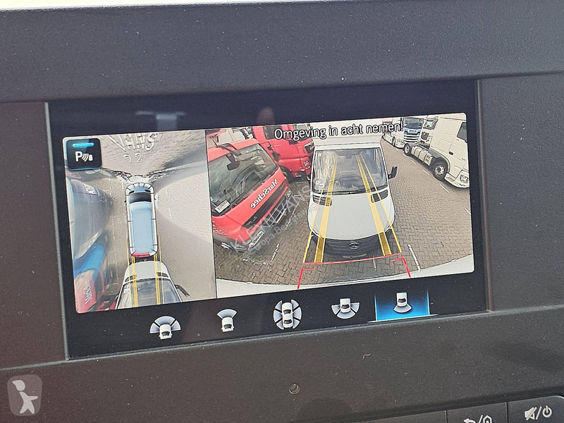 Užitkové vozidlo Mercedes 317 L3H2 Navi 360 Camera