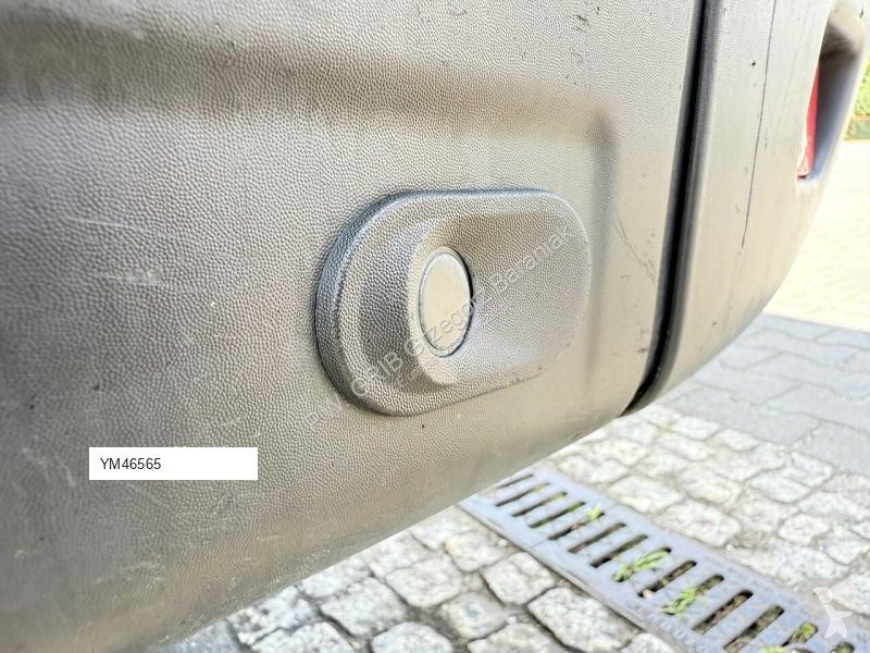 Véhicule utilitaire Renault 135 DCI Furgon...