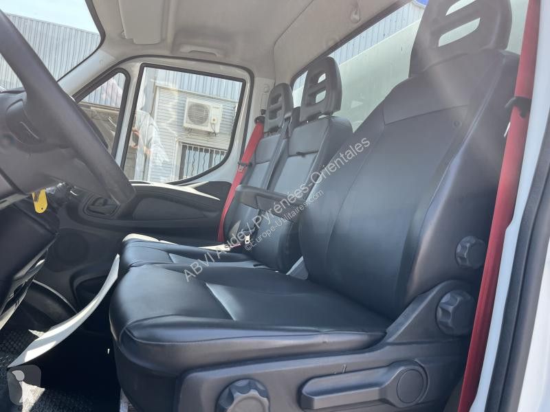 Autoutilitară Iveco 35C16 3L 160CV BENNE JPM...